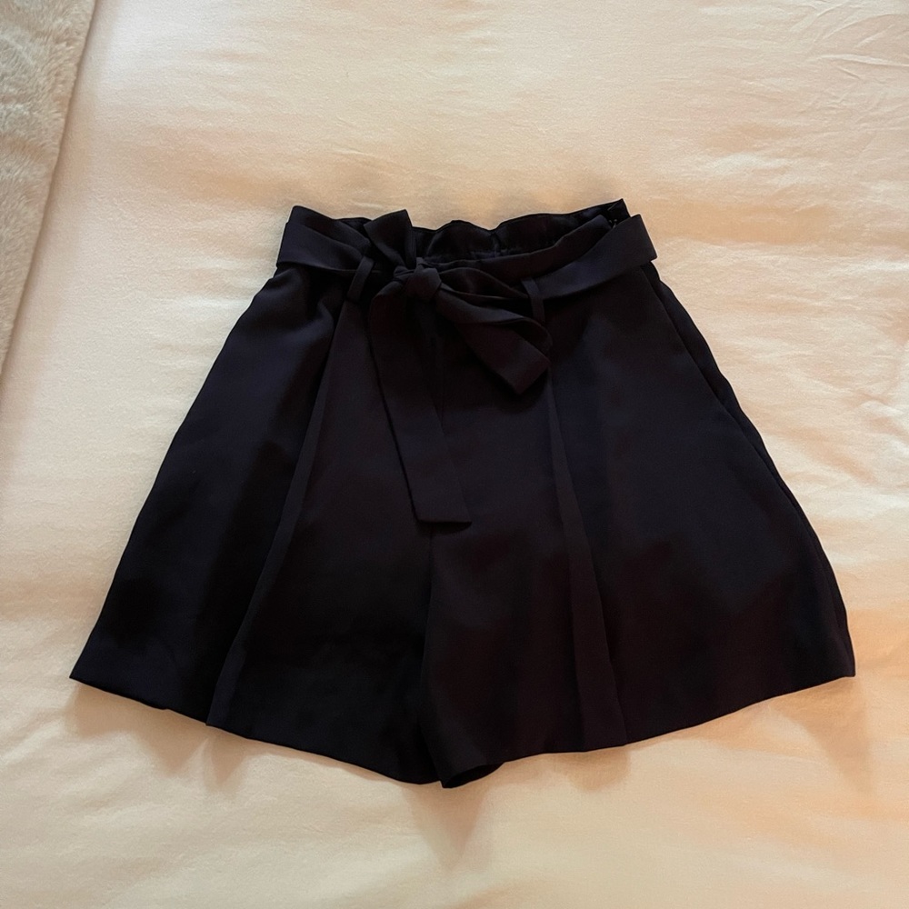 uniqlo flowy shorts